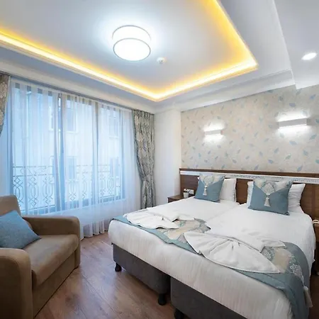 Lika Hotel *